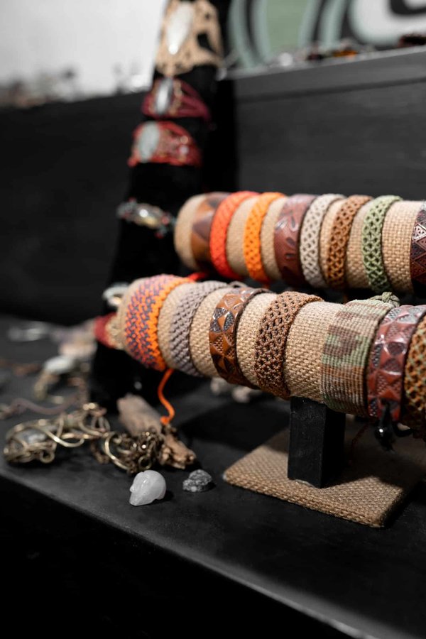 La Mythologie Nordique à Travers les Bijoux Vikings